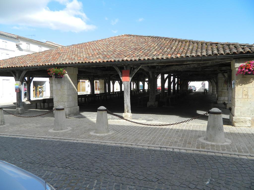 Chambre d'Hôtes Les 3 Moulins Cozes Exterior foto